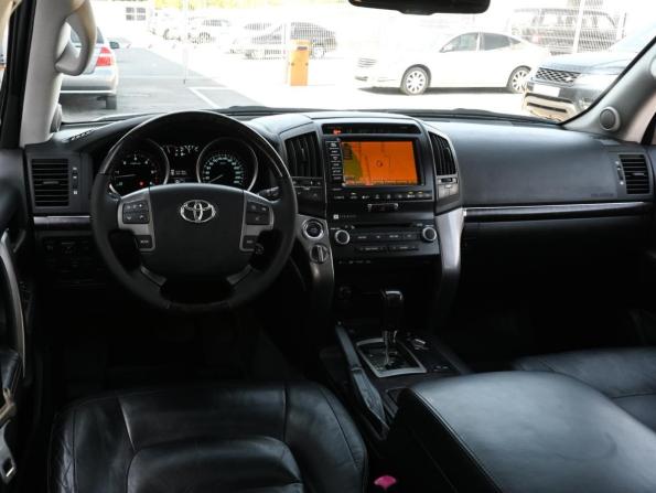 Toyota Land Cruiser 200 Series с пробегом 2011 года, цена 3 430 000 рублей, 238408 км, внедорожник, Автокод Объявления