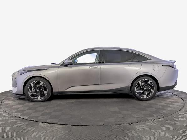 Changan Lamore с пробегом 2023 года, цена 1 970 000 рублей, 21400 км, седан, Автокод Объявления