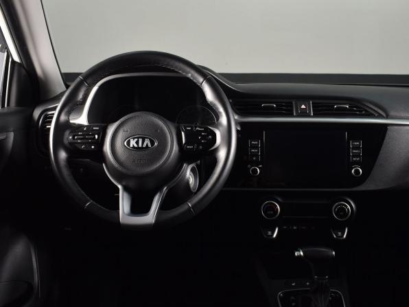Kia Rio IV Рестайлинг с пробегом 2021 года, цена 1 814 995 рублей, 45129 км, хэтчбек, Автокод Объявления