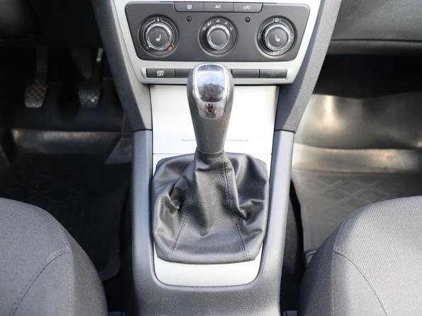Skoda Octavia II (A5) Рестайлинг с пробегом 2012 года, цена 849 000 рублей, 132608 км, лифтбек, Автокод Объявления