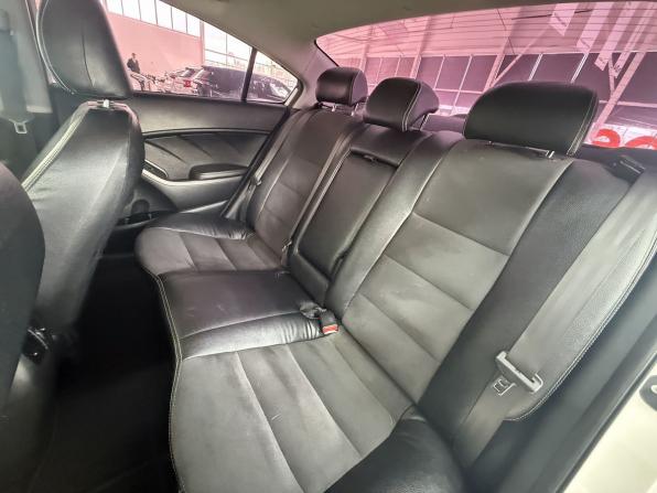 Kia Cerato III с пробегом 2014 года, цена 815 000 рублей, 276428 км, седан, Автокод Объявления