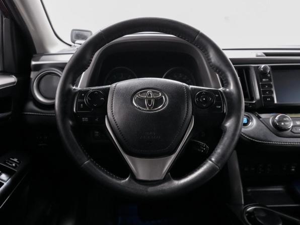 Toyota RAV4 IV (XA40) Рестайлинг с пробегом 2018 года, цена 2 645 000 рублей, 130400 км, внедорожник, Автокод Объявления