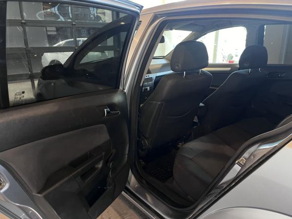 Opel Astra H с пробегом 2006 года, цена 375 000 рублей, 246142 км, хэтчбек, Автокод Объявления
