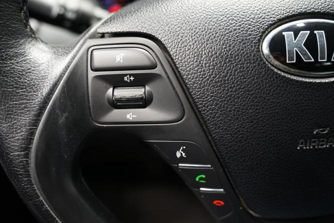 Kia Ceed II с пробегом 2014 года, цена 1 288 000 рублей, 68100 км, хэтчбек, Автокод Объявления