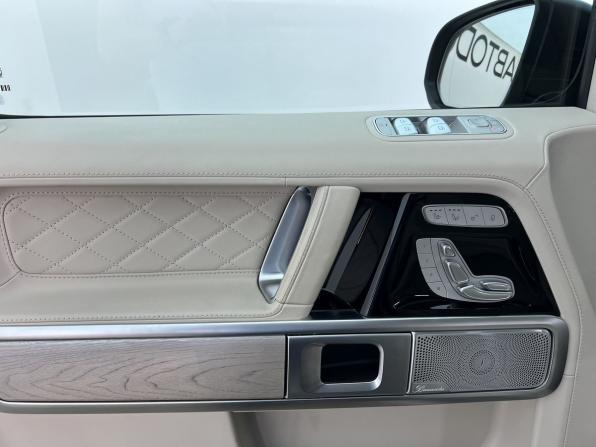 Mercedes-Benz G-Класс III (W465) Рестайлинг с пробегом 2024 года, цена 22 785 000 рублей, 21100 км, внедорожник, Автокод Объявления