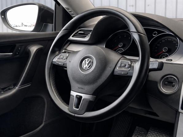 Volkswagen Passat B7 с пробегом 2013 года, цена 1 167 000 рублей, 177875 км, седан, Автокод Объявления