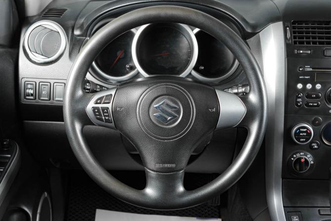 Suzuki Grand Vitara II Рестайлинг с пробегом 2011 года, цена 1 069 000 рублей, 213000 км, внедорожник, Автокод Объявления
