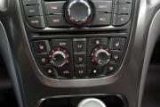 Opel Astra J Крым  - изображение 49