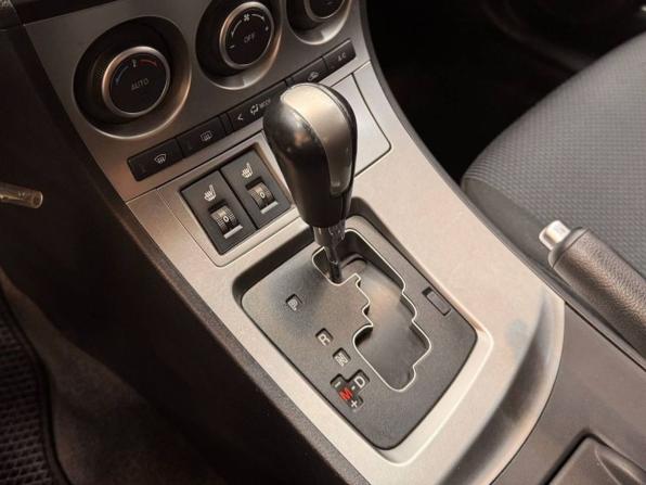Mazda 3 II (BL) с пробегом 2010 года, цена 960 000 рублей, 145255 км, седан, Автокод Объявления