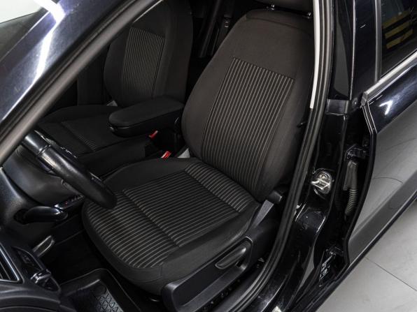 Volkswagen Polo V с пробегом 2014 года, цена 900 000 рублей, 153932 км, седан, Автокод Объявления