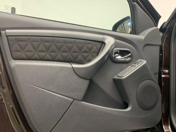 Renault Duster I Рестайлинг с пробегом 2018 года, цена 1 399 000 рублей, 60101 км, внедорожник, Автокод Объявления