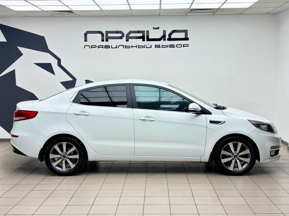 Kia Rio III Рестайлинг с пробегом 2017 года, цена 1 229 000 рублей, 60433 км, седан, Автокод Объявления