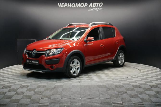 Renault Sandero II с пробегом 2015 года, цена 988 000 рублей, 77000 км, хэтчбек, Автокод Объявления