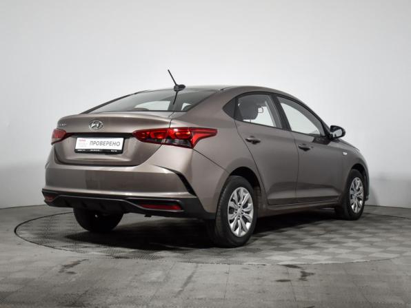 Hyundai Solaris II Рестайлинг с пробегом 2021 года, цена 1 139 000 рублей, 209923 км, седан, Автокод Объявления