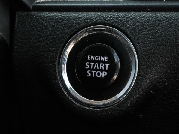 Suzuki Solio III с пробегом 2015 года, цена 924 000 рублей, 246082 км, микровэн, Автокод Объявления