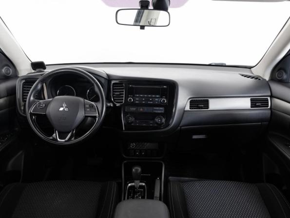 Mitsubishi Outlander III Рестайлинг 2 с пробегом 2017 года, цена 1 899 000 рублей, 82581 км, внедорожник, Автокод Объявления