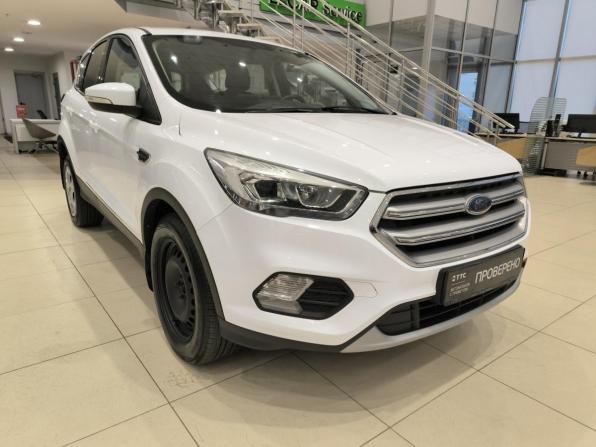 Ford Kuga II Рестайлинг с пробегом 2018 года, цена 1 693 000 рублей, 141468 км, внедорожник, Автокод Объявления