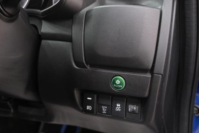 Honda Fit III с пробегом 2016 года, цена 1 139 000 рублей, 151000 км, хэтчбек, Автокод Объявления