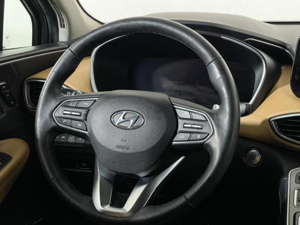 Hyundai Santa Fe IV Рестайлинг с пробегом 2021 года, цена 2 998 000 рублей, 118061 км, внедорожник, Автокод Объявления