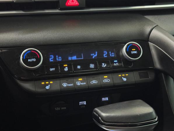 Hyundai Elantra VII (CN7) с пробегом 2021 года, цена 1 780 000 рублей, 56228 км, седан, Автокод Объявления