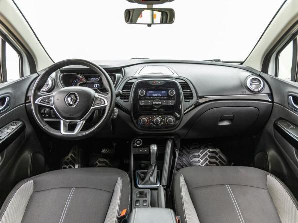 Renault Kaptur I Рестайлинг с пробегом 2021 года, цена 1 298 000 рублей, 35200 км, внедорожник, Автокод Объявления