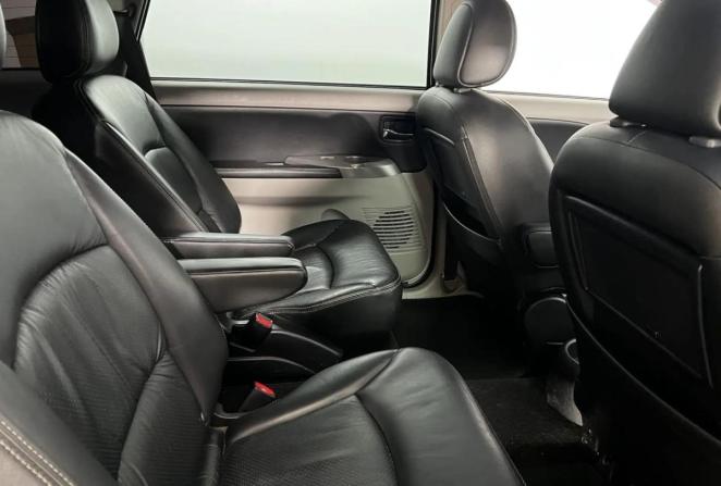 Mitsubishi Grandis I с пробегом 2008 года, цена 780 000 рублей, 257235 км, минивэн, Автокод Объявления