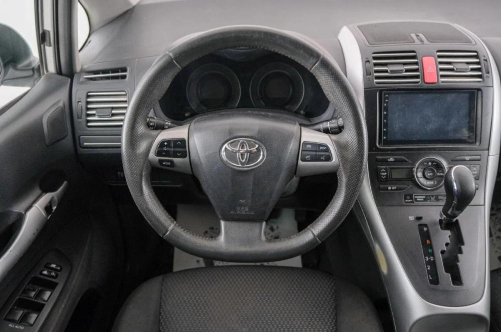 Toyota Auris I Рестайлинг Красноярск  - изображение 15