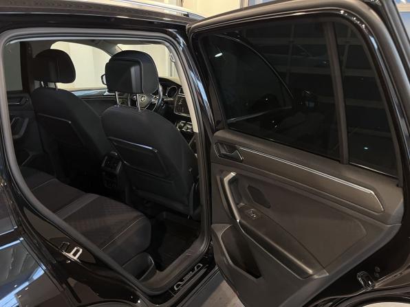 Volkswagen Tiguan II с пробегом 2018 года, цена 2 070 000 рублей, 192212 км, внедорожник, Автокод Объявления