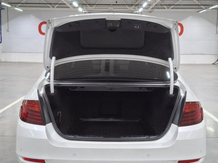 BMW 5 серии VI (F10/F11/F07) Рестайлинг Казань  - изображение 12