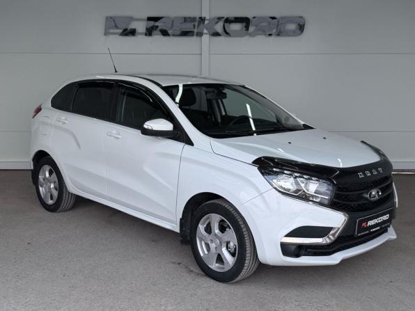 Lada (ВАЗ) XRAY I с пробегом 2017 года, цена 899 000 рублей, 103000 км, хэтчбек, Автокод Объявления