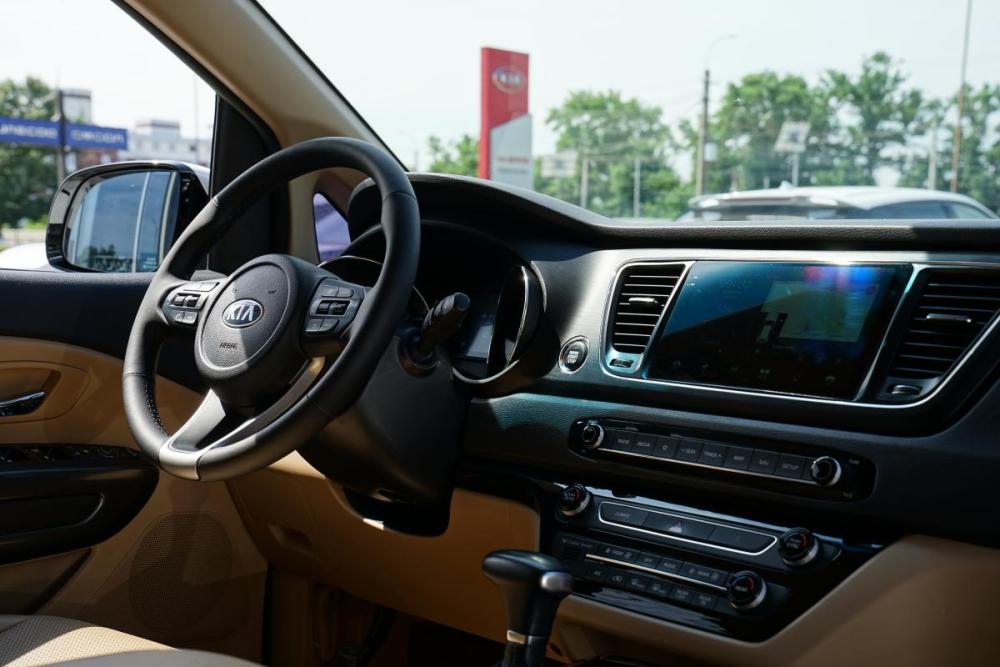 Kia Carnival III Крым  - изображение 27