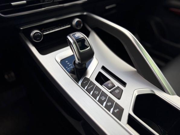 Geely Coolray I с пробегом 2022 года, цена 1 835 000 рублей, 48000 км, внедорожник, Автокод Объявления