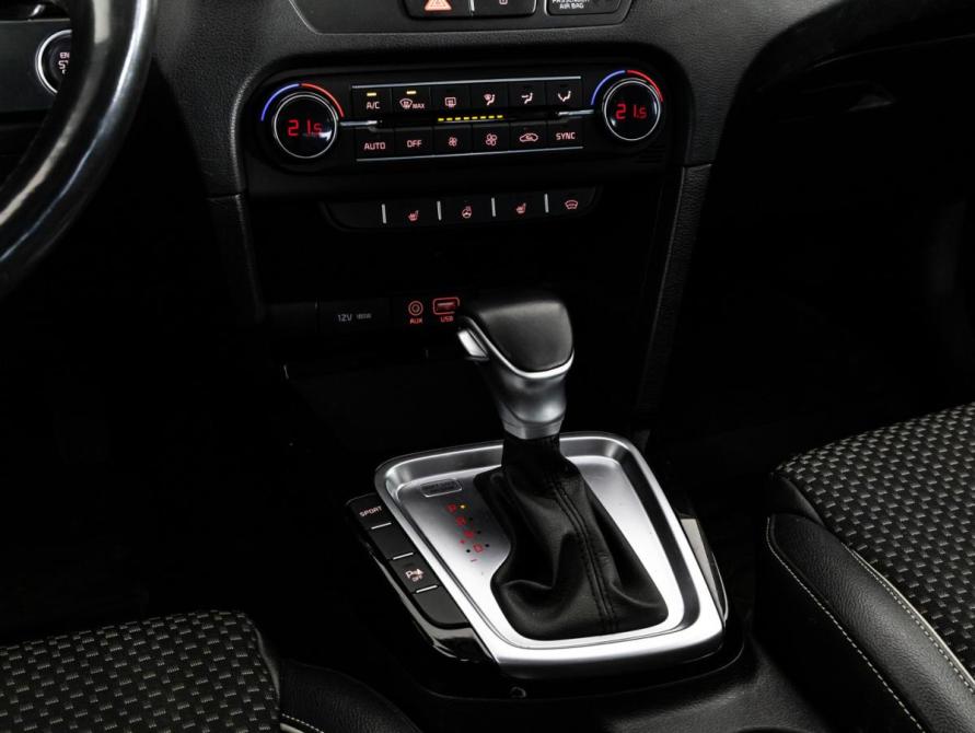 Kia Ceed III Санкт-Петербург  - изображение 12