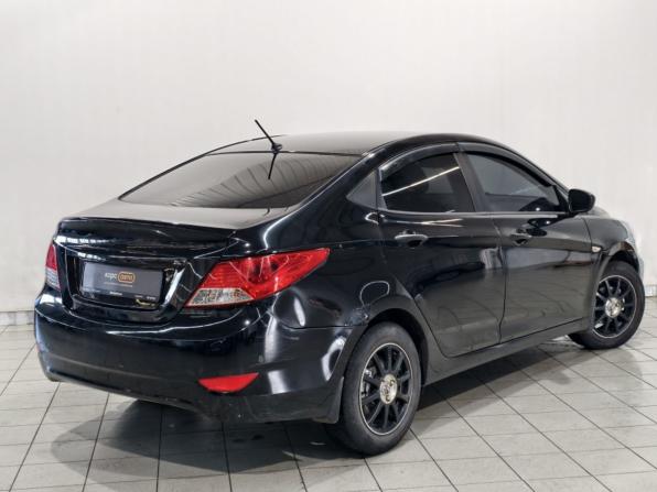 Hyundai Solaris I с пробегом 2013 года, цена 875 000 рублей, 100428 км, седан, Автокод Объявления