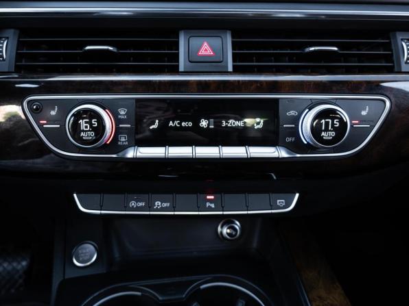 Audi A4 V (B9) с пробегом 2016 года, цена 1 976 000 рублей, 205325 км, седан, Автокод Объявления