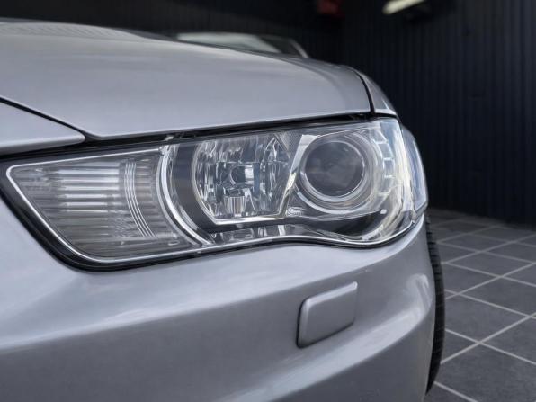 Mitsubishi Outlander II Рестайлинг с пробегом 2010 года, цена 997 000 рублей, 232428 км, внедорожник, Автокод Объявления