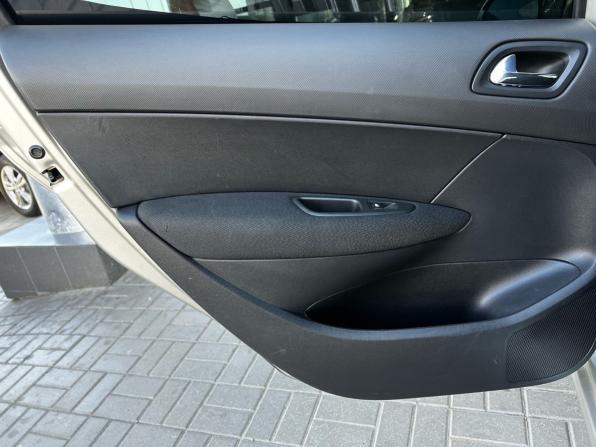 Peugeot 308 I с пробегом 2008 года, цена 543 000 рублей, 205962 км, универсал, Автокод Объявления