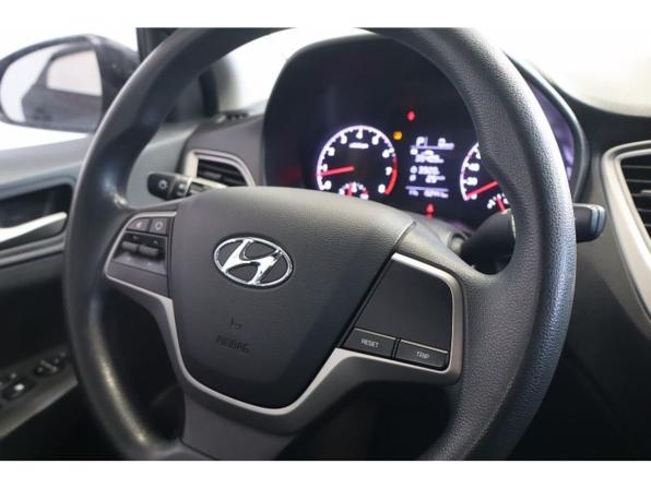 Hyundai Solaris II с пробегом 2019 года, цена 1 219 800 рублей, 152242 км, седан, Автокод Объявления