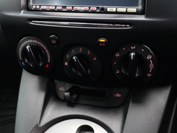 Mazda Demio III (DE) с пробегом 2011 года, цена 670 000 рублей, 222737 км, хэтчбек, Автокод Объявления
