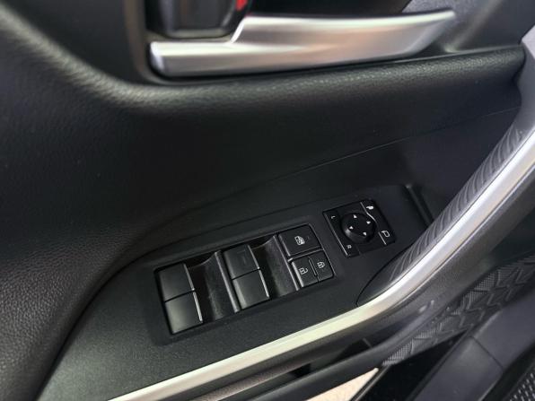 Toyota RAV4 V (XA50) с пробегом 2020 года, цена 3 300 000 рублей, 64964 км, внедорожник, Автокод Объявления