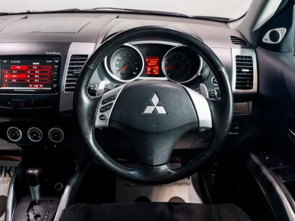 Mitsubishi Outlander II с пробегом 2006 года, цена 1 200 000 рублей, 207412 км, внедорожник, Автокод Объявления
