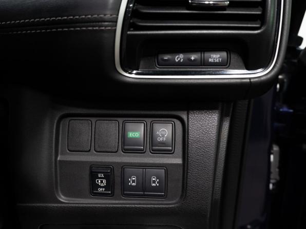 Nissan Serena V (C27) с пробегом 2016 года, цена 1 675 000 рублей, 170500 км, минивэн, Автокод Объявления
