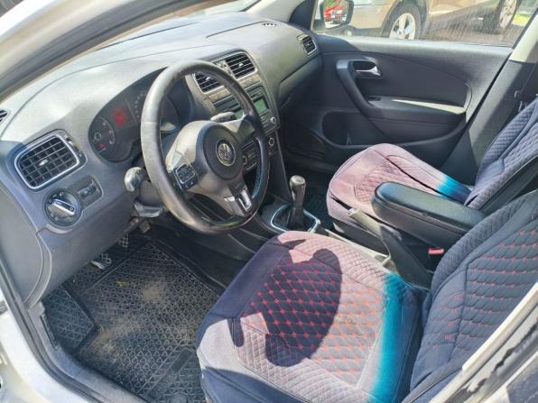 Volkswagen Polo V с пробегом 2011 года, цена 399 000 рублей, 272000 км, седан, Автокод Объявления