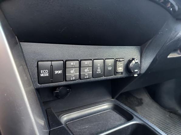 Toyota RAV4 IV (XA40) Рестайлинг с пробегом 2015 года, цена 2 049 900 рублей, 209826 км, внедорожник, Автокод Объявления