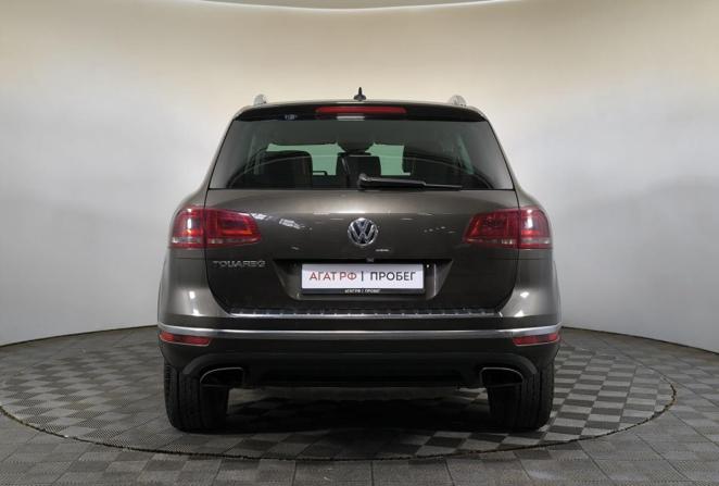 Volkswagen Touareg II Рестайлинг с пробегом 2017 года, цена 2 200 000 рублей, 292828 км, внедорожник, Автокод Объявления