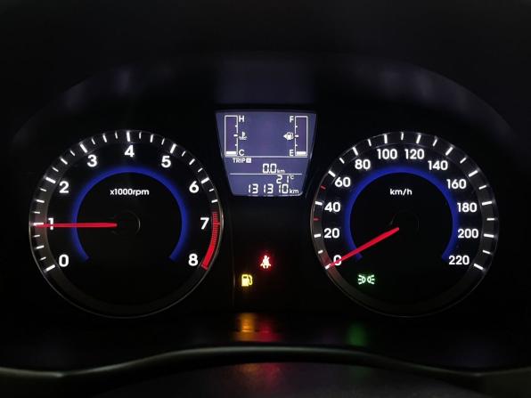 Hyundai Solaris I Рестайлинг с пробегом 2015 года, цена 920 000 рублей, 131299 км, седан, Автокод Объявления