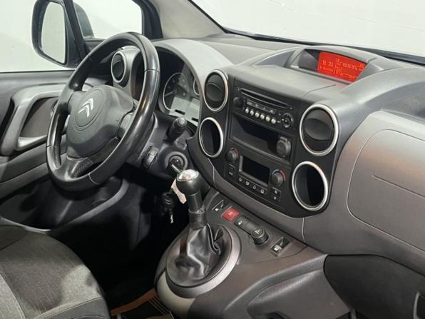 Citroen Berlingo II Рестайлинг 2 с пробегом 2017 года, цена 1 231 700 рублей, 159504 км, компактвэн, Автокод Объявления
