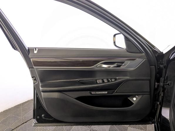 BMW 7 серии VI (G11/G12) с пробегом 2016 года, цена 2 950 000 рублей, 179329 км, седан, Автокод Объявления