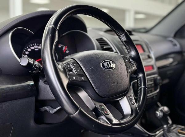 Kia Sorento II Рестайлинг с пробегом 2019 года, цена 2 249 000 рублей, 170000 км, внедорожник, Автокод Объявления