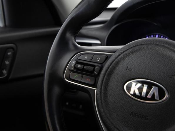 Kia Optima IV с пробегом 2017 года, цена 1 299 000 рублей, 242427 км, седан, Автокод Объявления